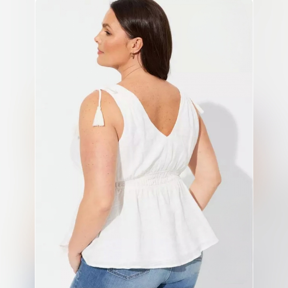 Torrid White Cottage Core, Coastal Cowgirl Babydoll Tank Top - Plus Size 5X - Picture 2 of 16